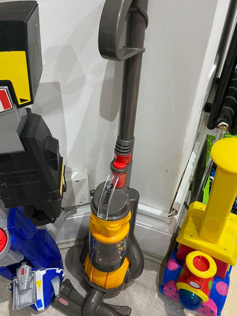 children's dyson hoover that works